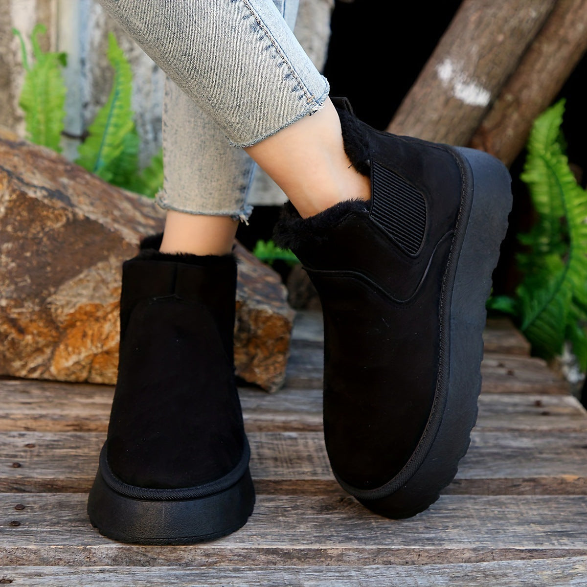 Flat Thick-Soled Warm Plush Ankle Boot